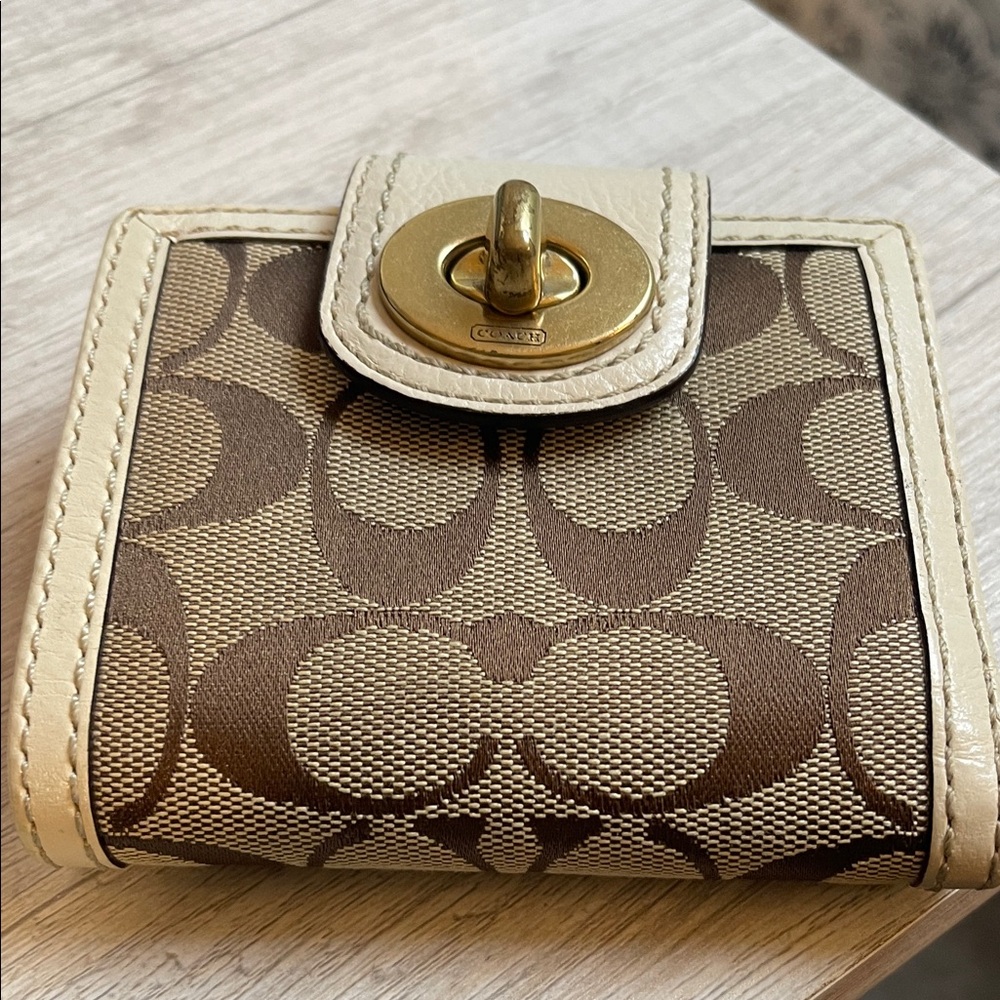 Coach Tan and Cream Signature Wallet